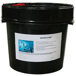 Makro zyme muck puckar 3,2 kg hink med 266 puckar